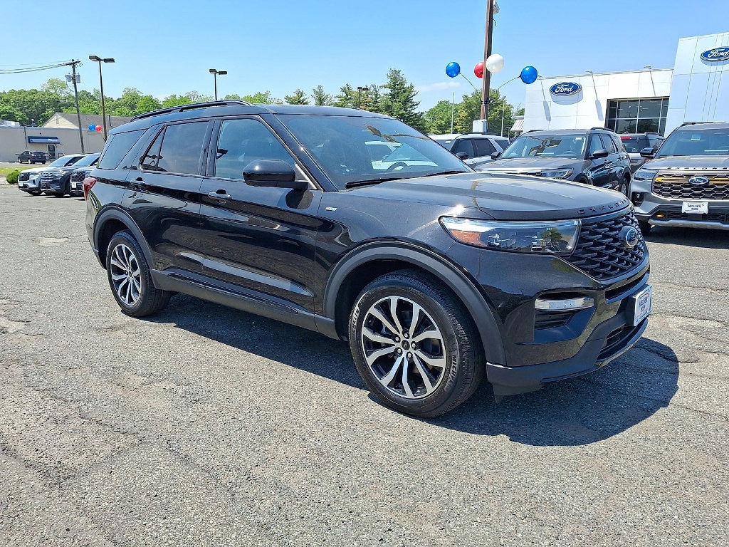 Certified 2023 Ford Explorer ST-Line SUV