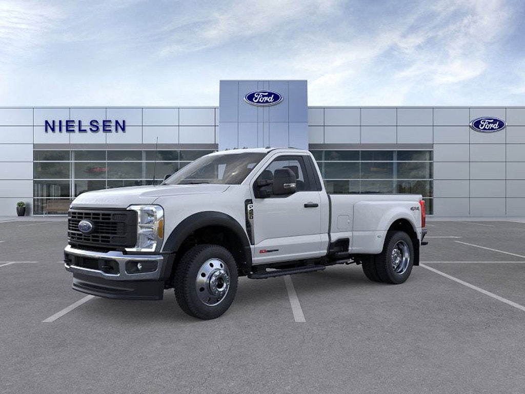 2026 Ford F-450 XL 4x4 Regular Cab 8' Box DRW's photo