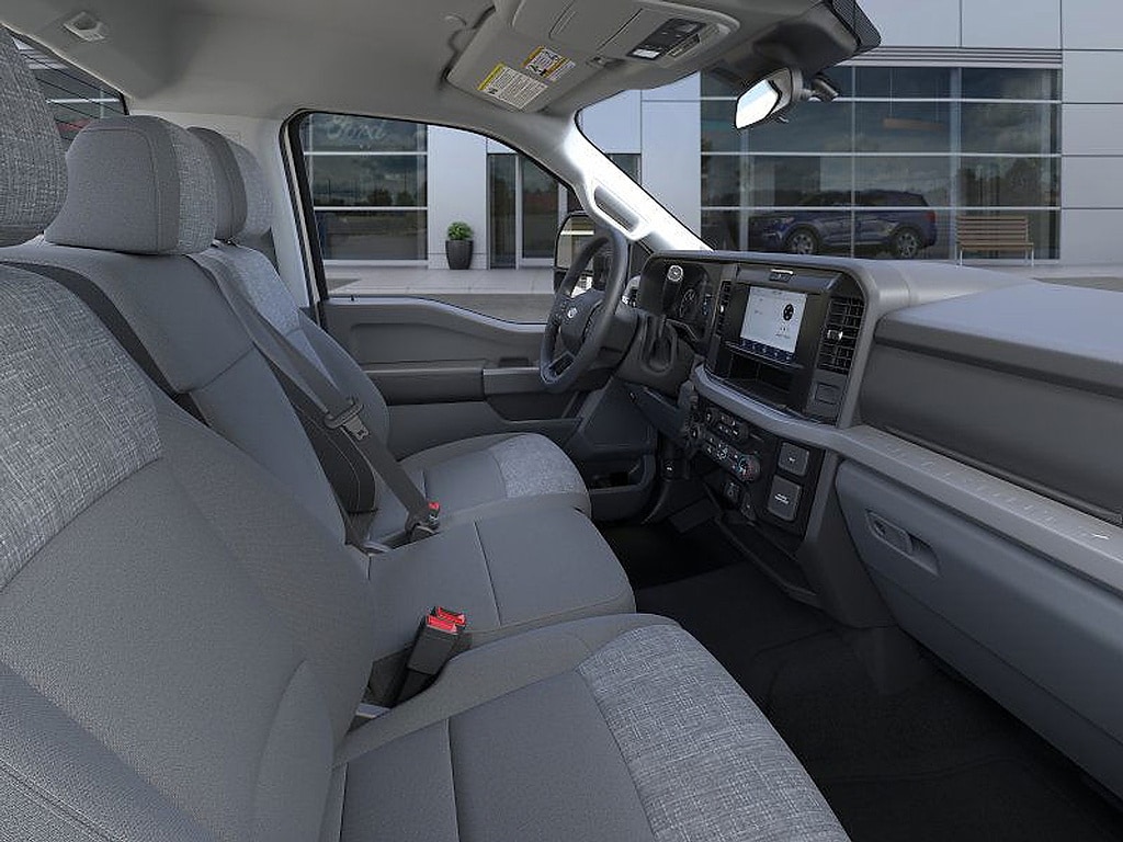 2026 Ford F-350 Super Duty XLT - Photo 11