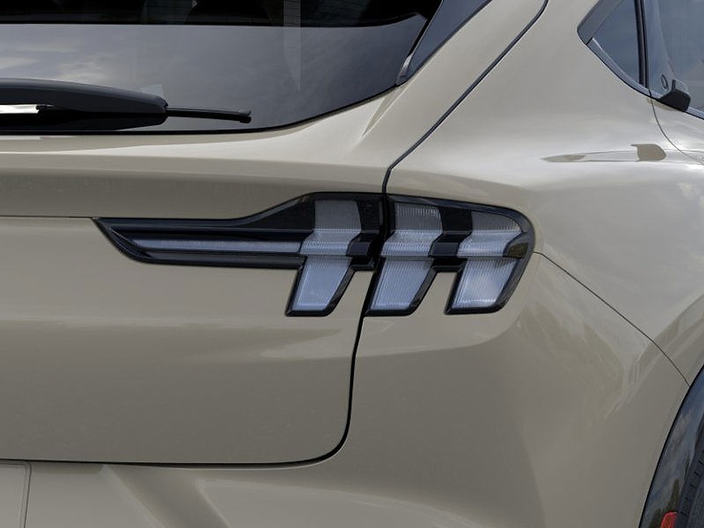 2026 Ford Mustang Mach-E Premium - Photo 21