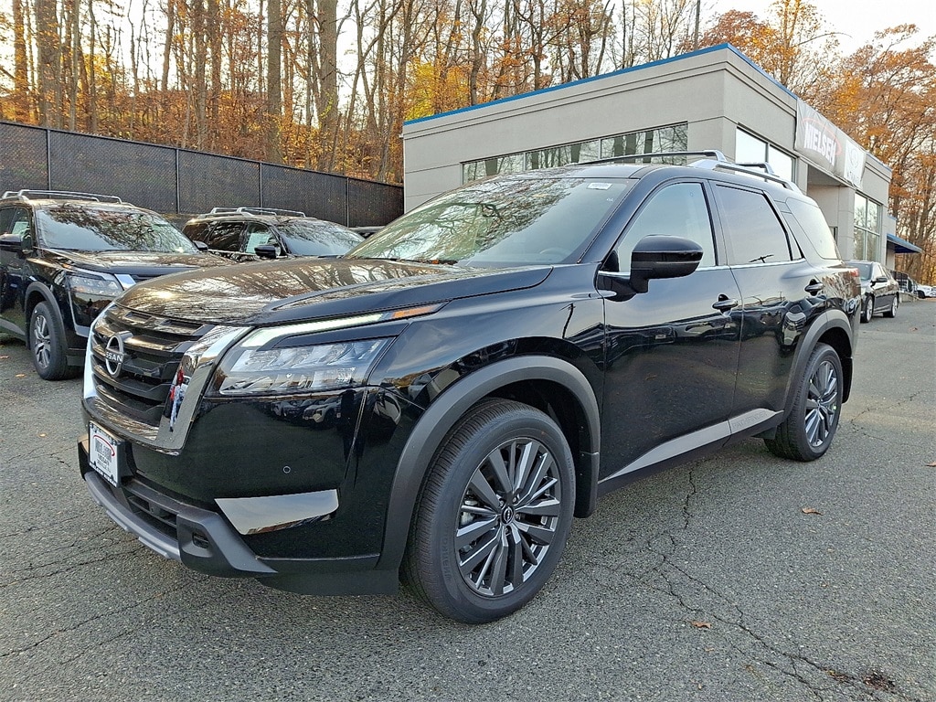 New 2025 Nissan Pathfinder SL SUV