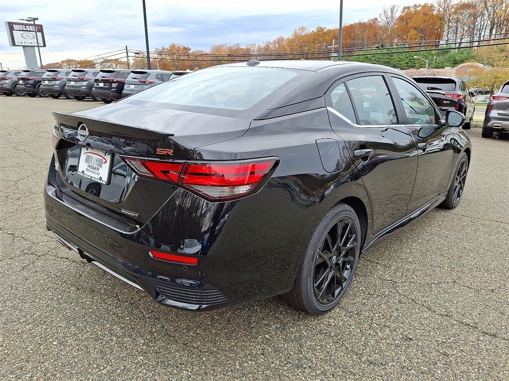 2025 Nissan Sentra SR photo 4