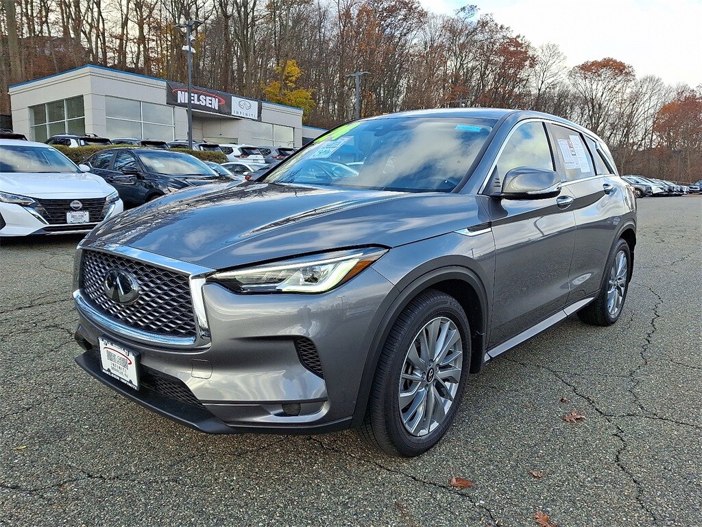 2024 Infiniti QX50 PURE AWD photo 2