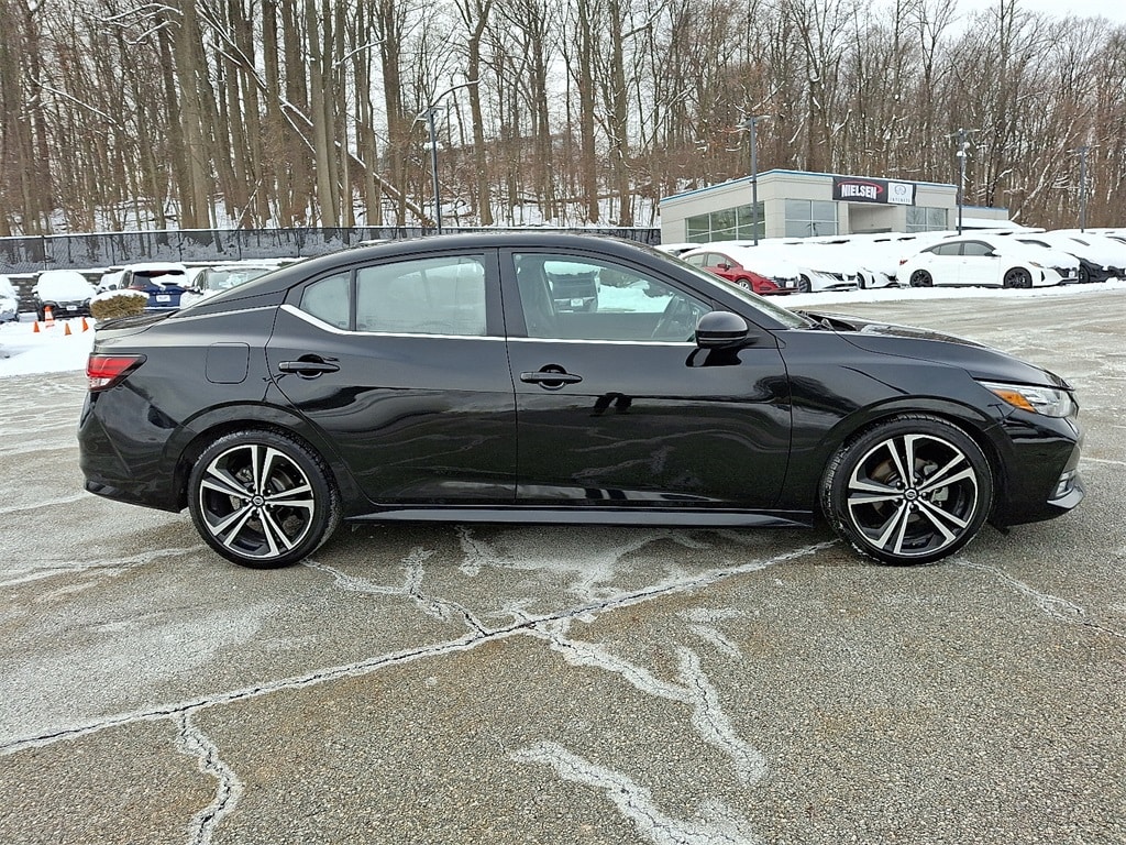 2021 Nissan Sentra SR - Photo 8