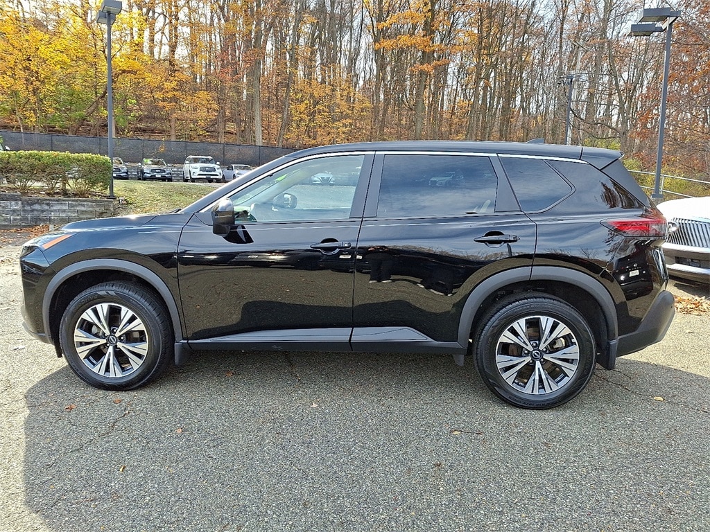 Certified 2022 Nissan Rogue SV SUV