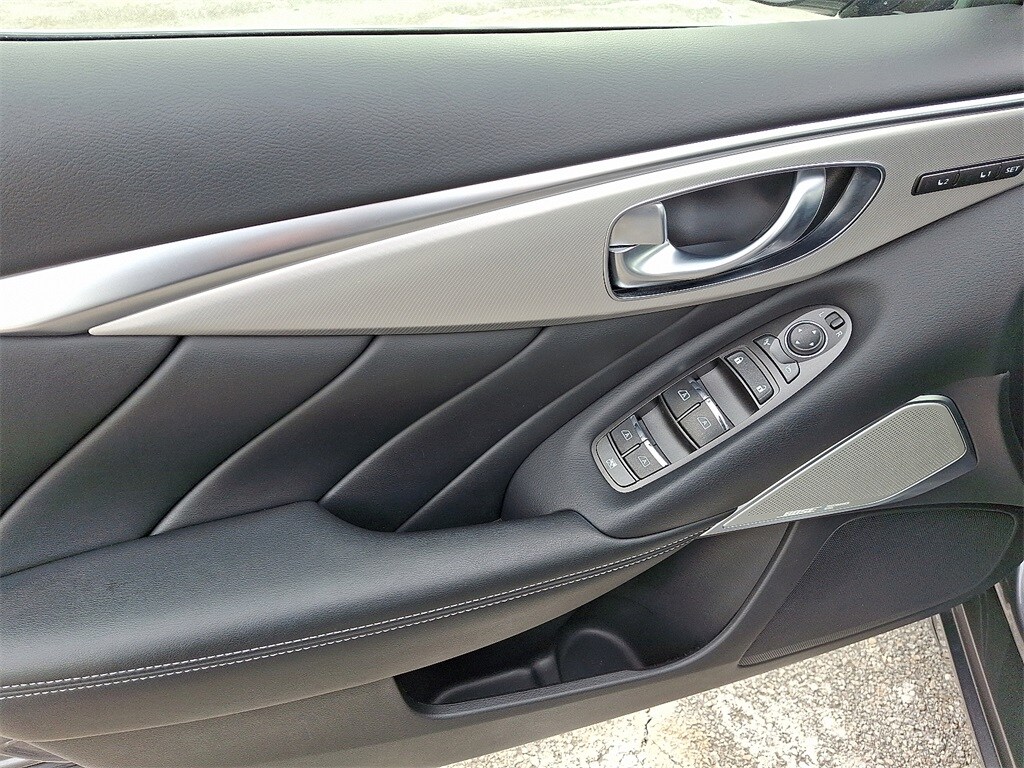 2022 INFINITI Q50 LUXE - Photo 13