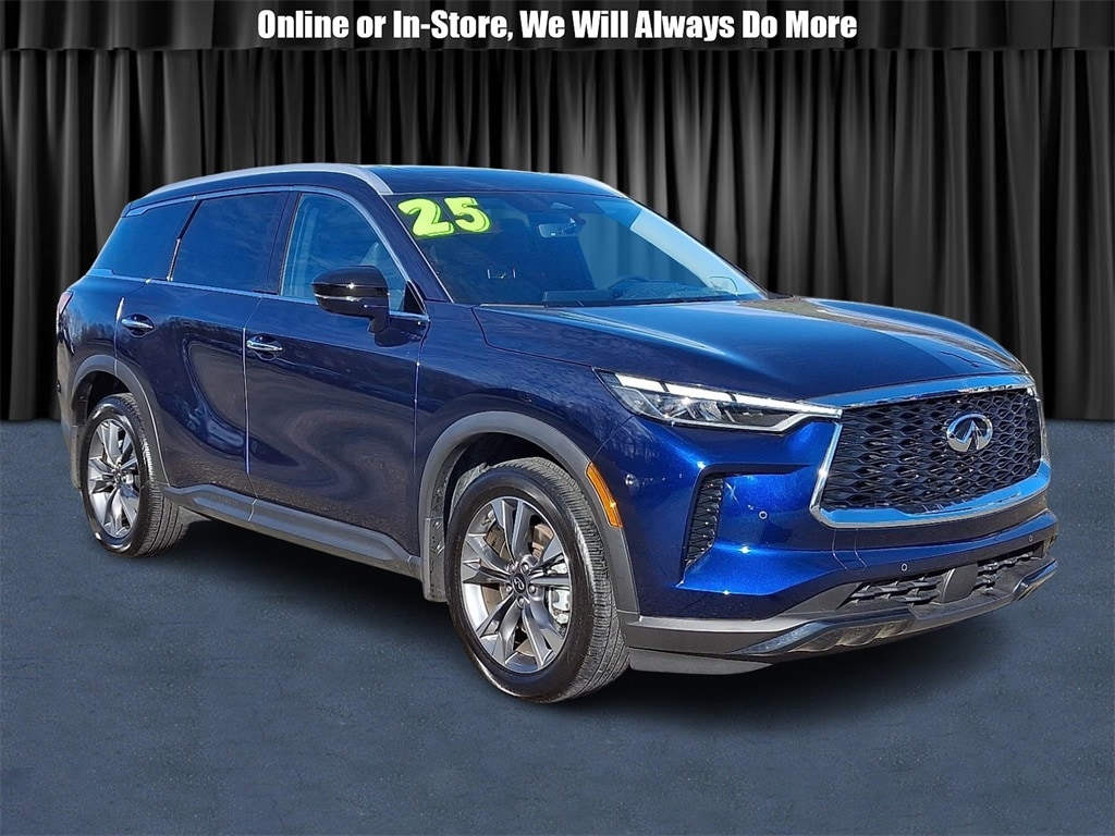 2025 INFINITI QX60 LUXE's photo