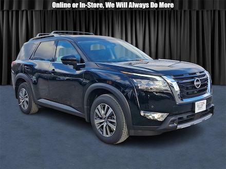 2025 Nissan Pathfinder SL SUV