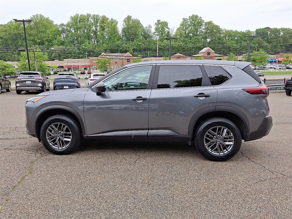 2023 Nissan Rogue S photo 4