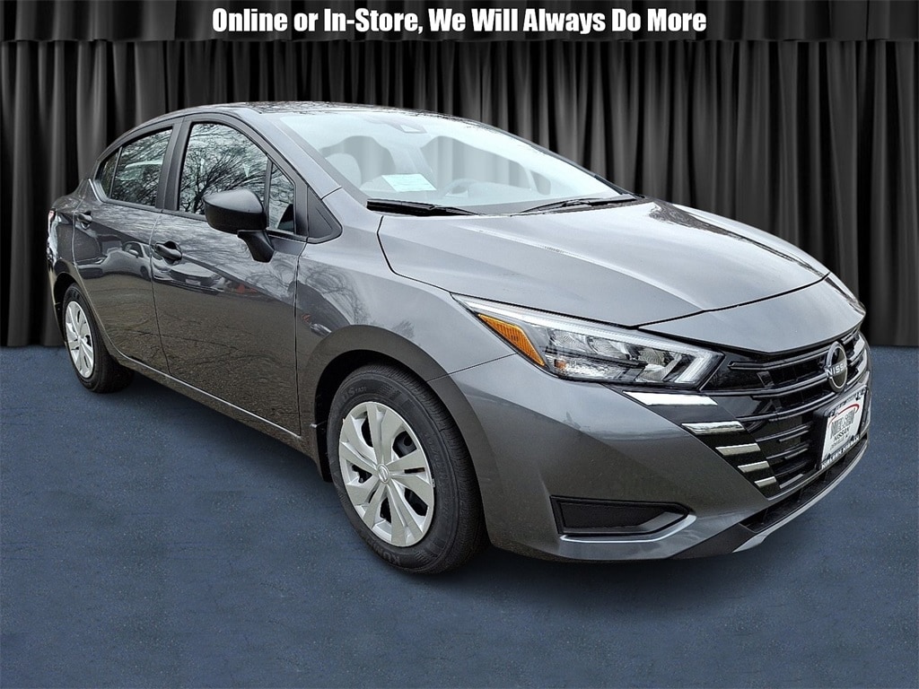 2025 Nissan Versa Sedan 