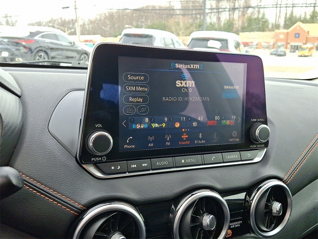 2021 Nissan Sentra SR - Photo 17