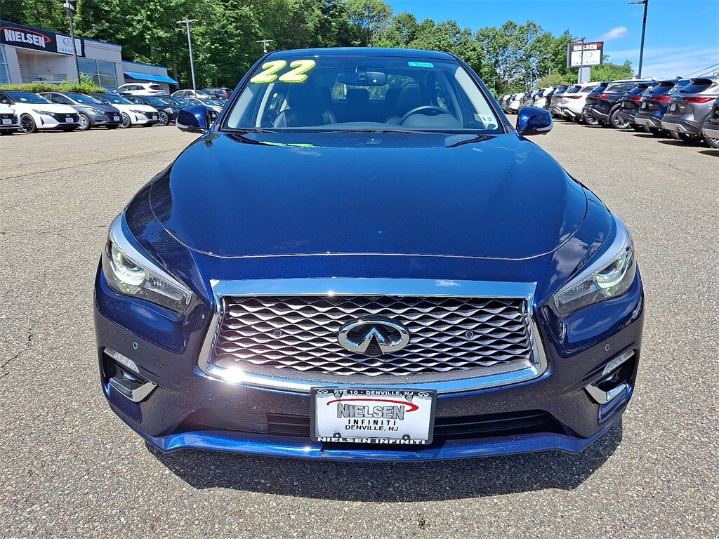 2022 Infiniti Q50 LUXE AWD photo 2