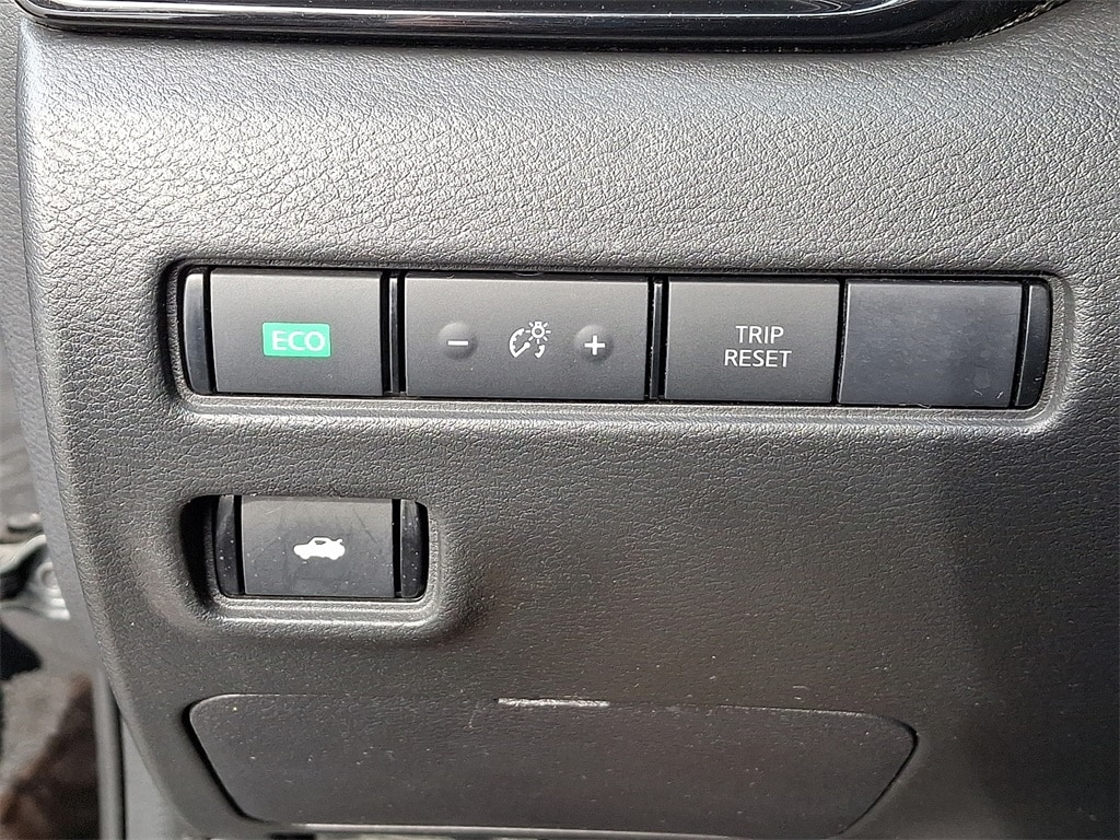 2021 Nissan Sentra SR - Photo 25