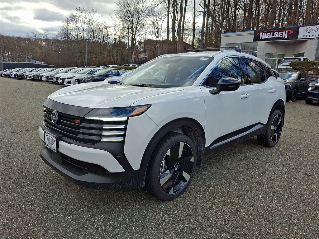 New 2026 Nissan Kicks SR SUV