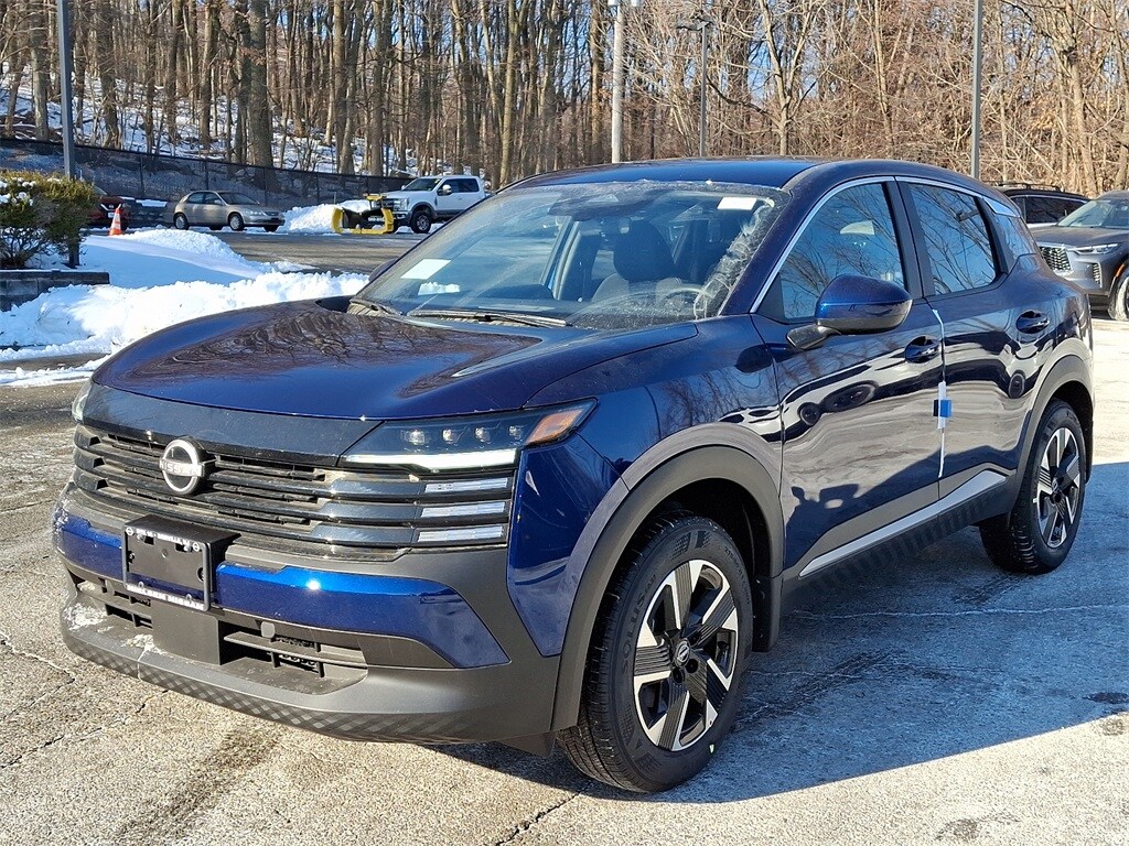 2025 Nissan Kicks SV photo 2