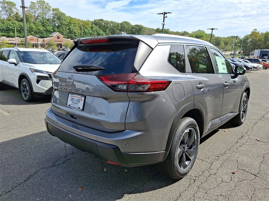 New 2026 Nissan Rogue SV SUV
