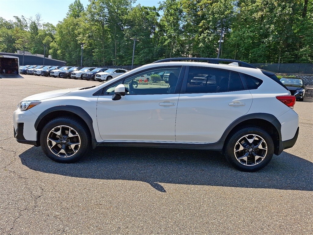 2019 Subaru Crosstrek 2.0i Premium photo 3