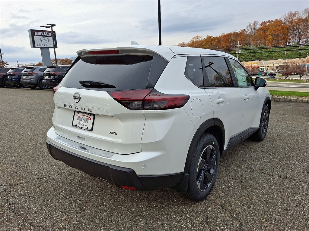 New 2026 Nissan Rogue SV SUV