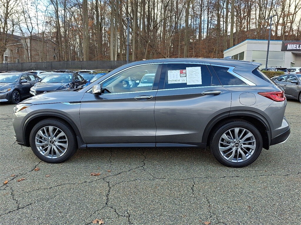 2024 Infiniti QX50 PURE AWD photo 3