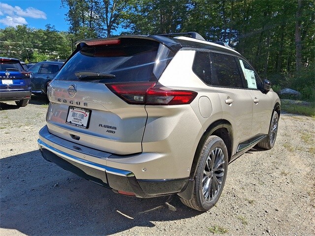 2026 Nissan Rogue Platinum photo 4