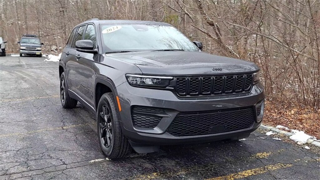 Used 2024 Jeep Grand Cherokee Altitude X SUV