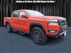 2025 Nissan Frontier PRO-4X Truck