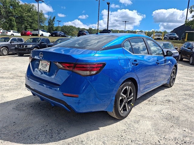 2025 Nissan Sentra SV photo 4