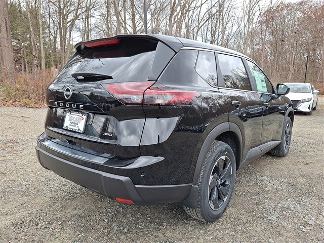 2026 Nissan Rogue SV photo 4