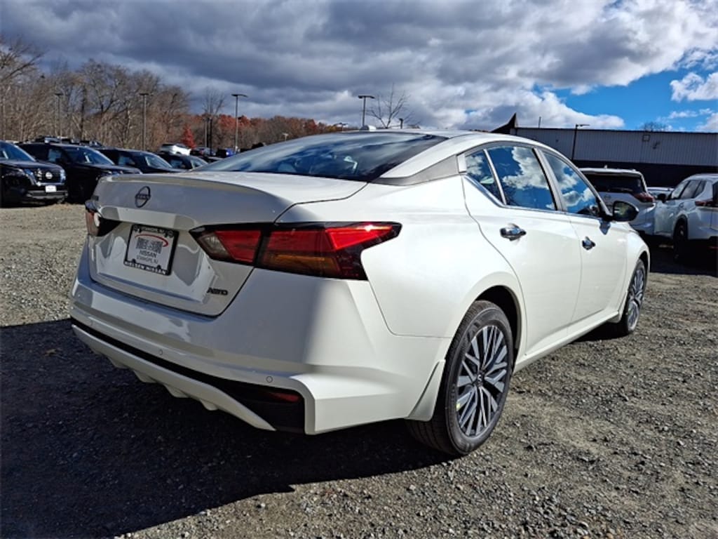New 2025 Nissan Altima 2.5 SV Sedan