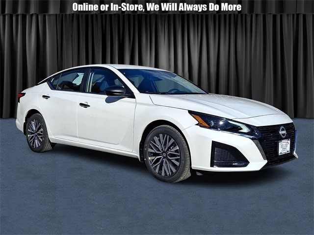 2025 Nissan Altima SV's photo