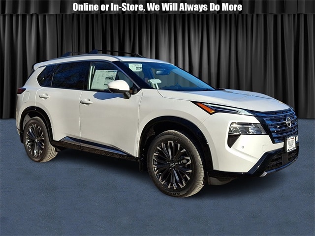 2026 Nissan Rogue Platinum's photo