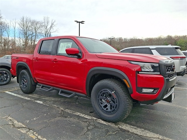 2026 Nissan Frontier PRO-4X's photo