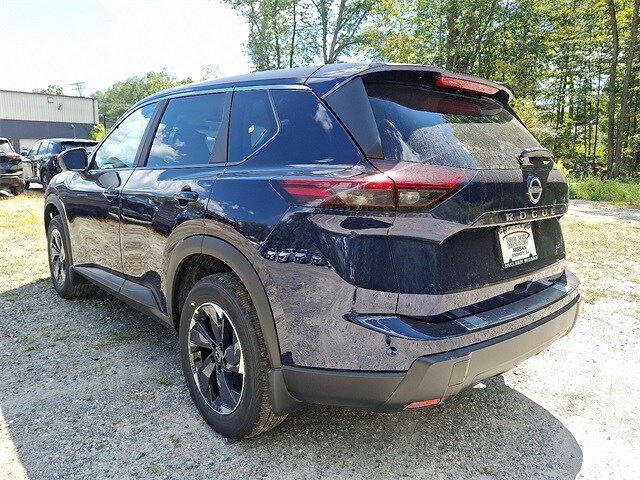 2026 Nissan Rogue SV photo 3