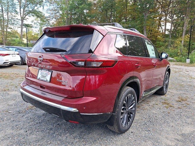 2026 Nissan Rogue Platinum photo 4