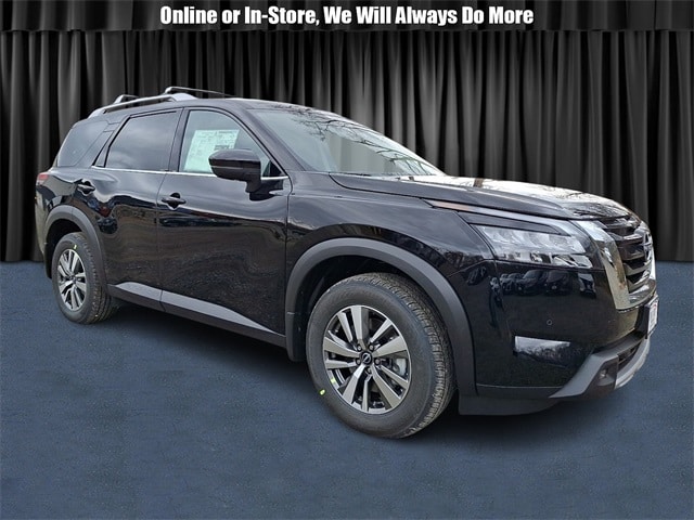 2025 Nissan Pathfinder SL's photo