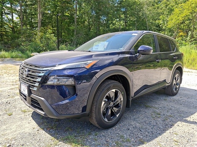 2026 Nissan Rogue SV photo 2