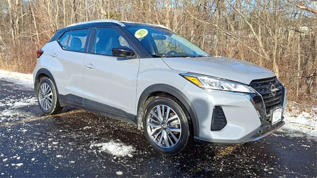 Used 2023 Nissan Kicks SV SUV