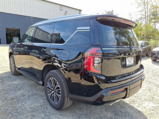 2026 Nissan Armada SL photo 3