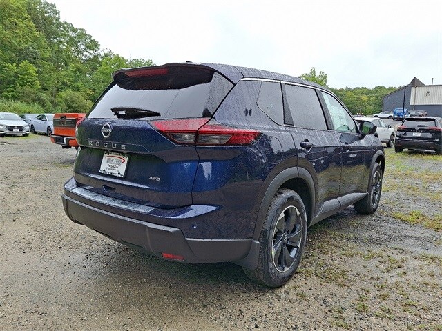 2026 Nissan Rogue SV photo 4