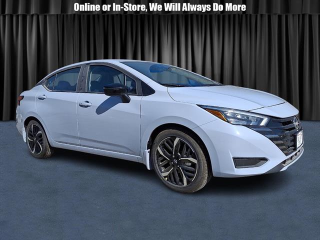 2025 Nissan Versa 1.6 SR CVT's photo