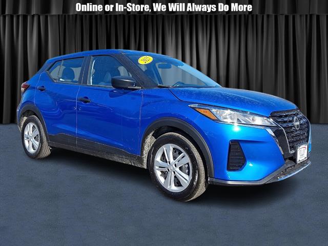 2025 Nissan KICKS PLAY Base