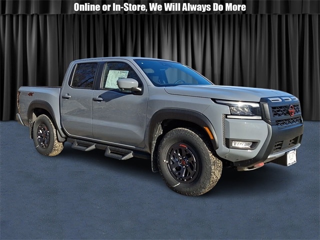 2026 Nissan Frontier PRO-4X's photo