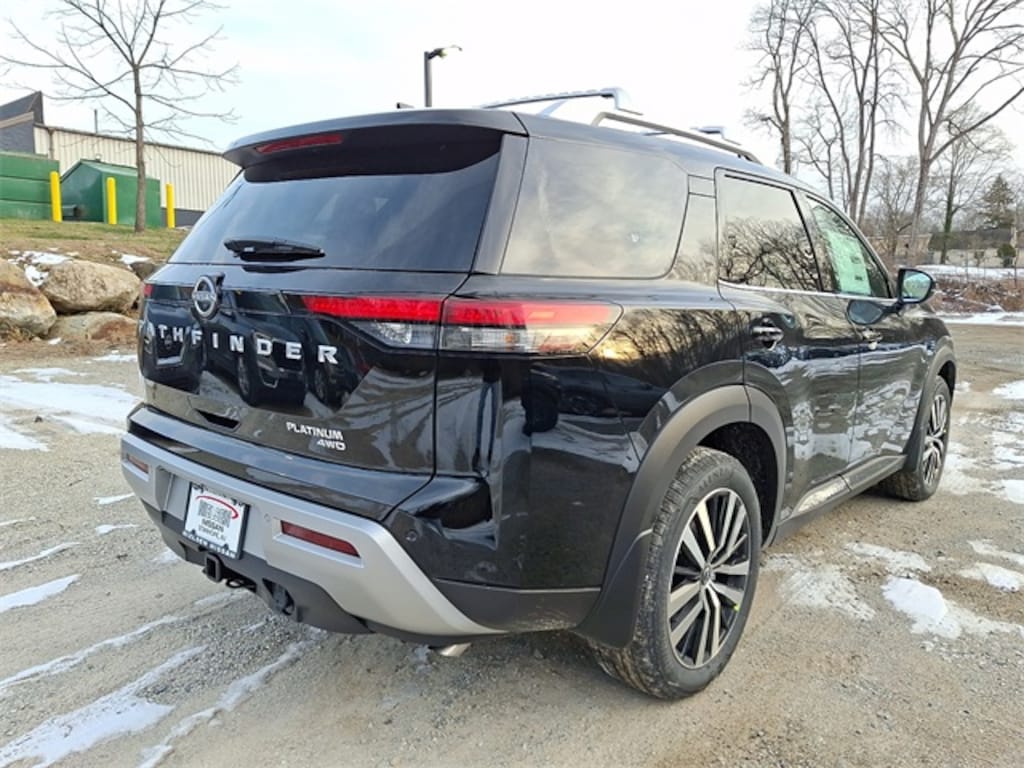 New 2025 Nissan Pathfinder Platinum SUV