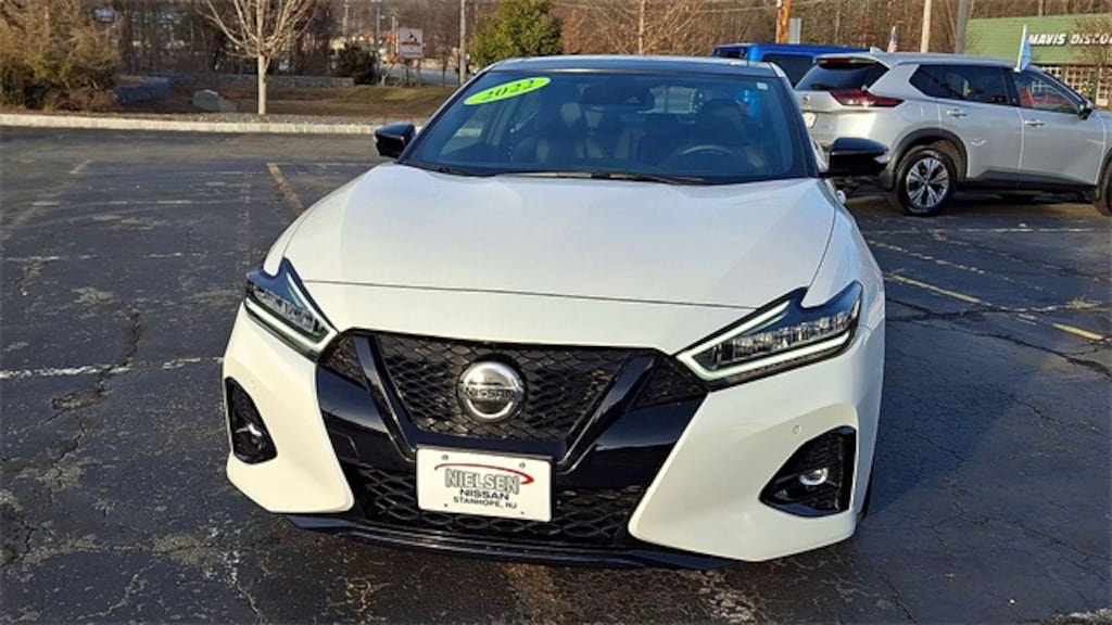 Used 2022 Nissan Maxima SR Sedan