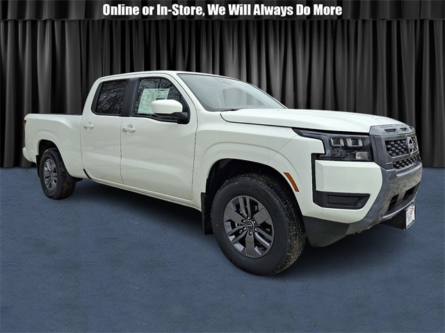 2026 Nissan Frontier SV's photo