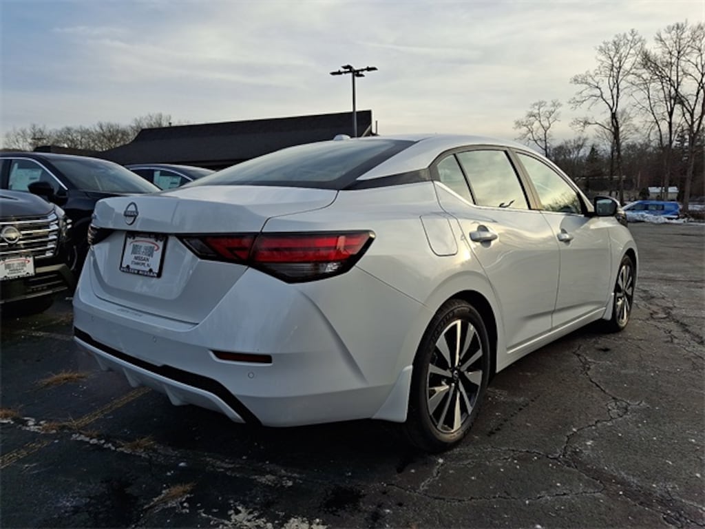 New 2025 Nissan Sentra SV Sedan