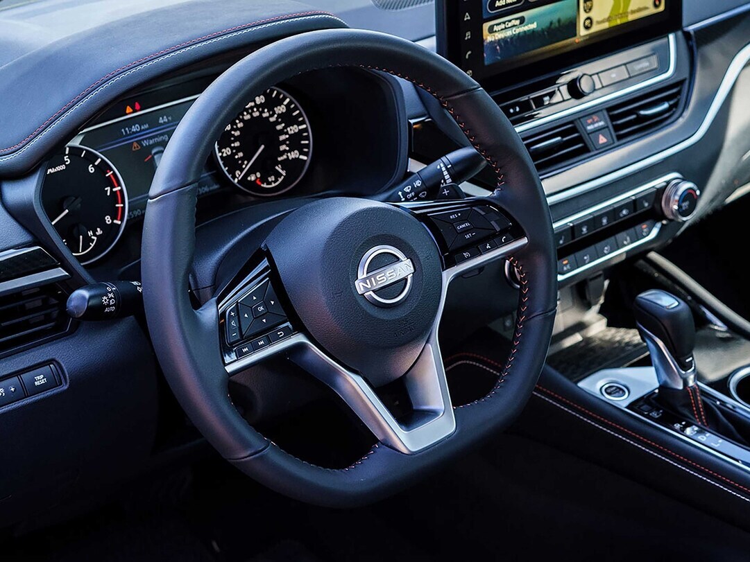 Nissan Altima interior