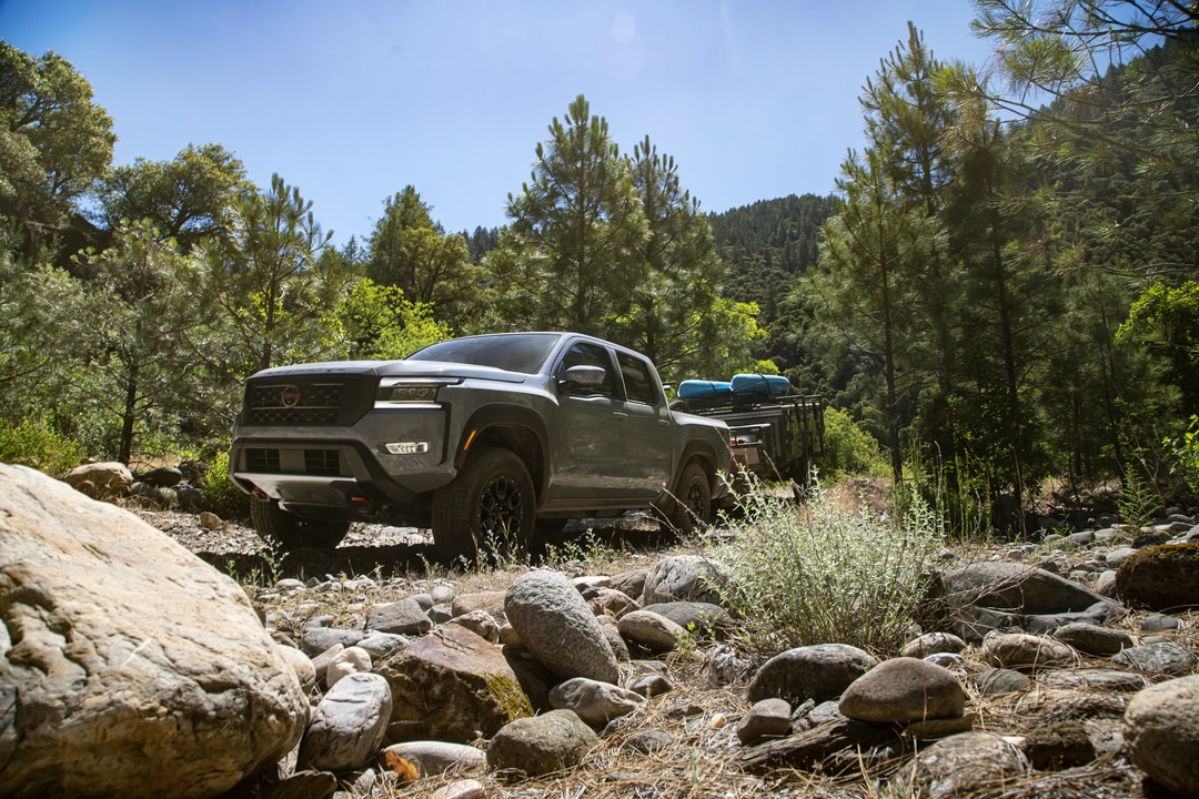 2025 Nissan Frontier off-roading