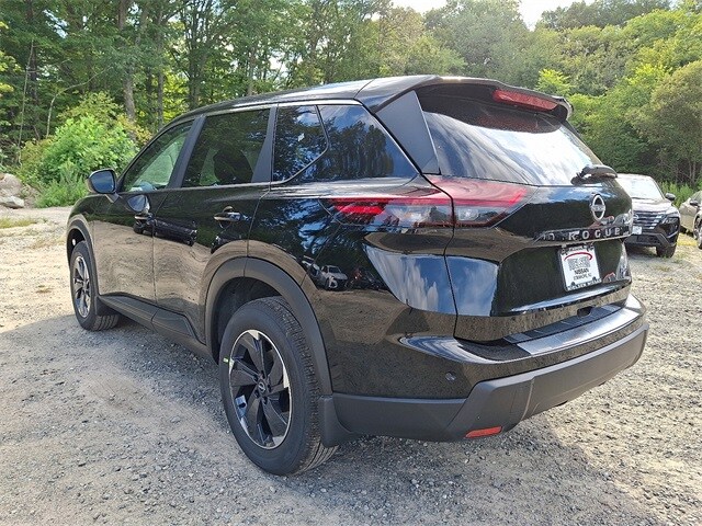 2026 Nissan Rogue SV photo 3