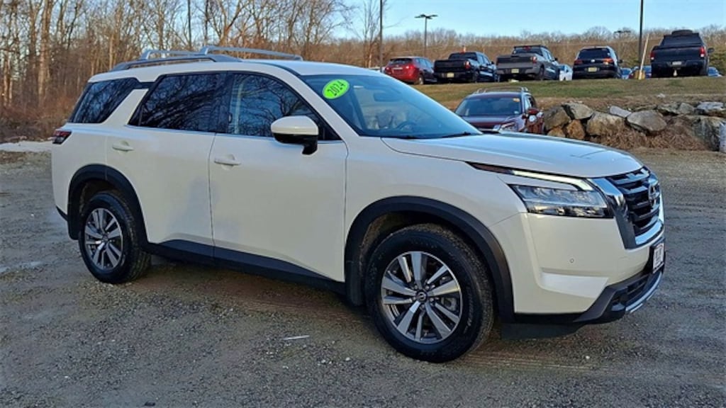 Certified 2024 Nissan Pathfinder SL SUV